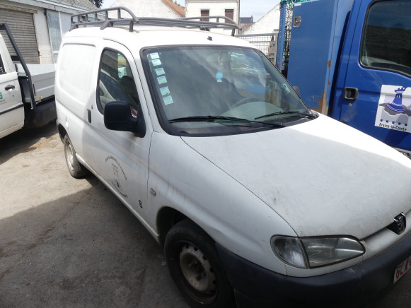 Utilitaire Peugeot Partner (1999-186.581 km) - Bil: billede 1 Utilitaire Peugeot Partner (1999-186.581 km) - Bil: billede 1