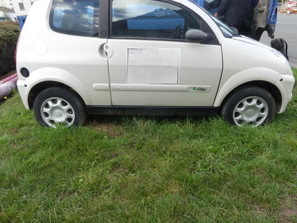 Voiture électrique (pour pièces) Mega E-city - Bil: billede 3 Voiture électrique (pour pièces) Mega E-city - Bil: billede 3