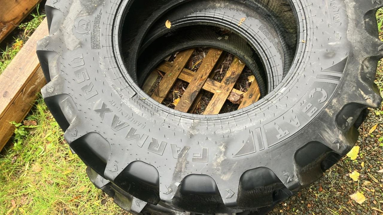 CEAT 420/90R30 - Dæk for Landbrugsmaskine: billede 4 CEAT 420/90R30 - Dæk for Landbrugsmaskine: billede 4