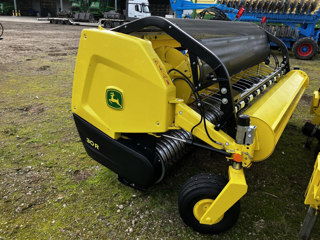 John Deere 30R - Tilbehør til grønthøster: billede 4 John Deere 30R - Tilbehør til grønthøster: billede 4
