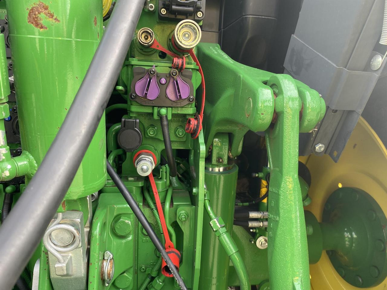 Traktor John Deere 6215R: billede 7