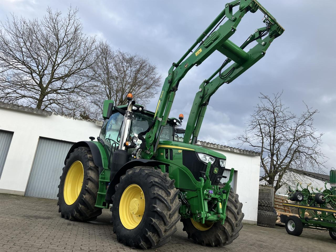 John Deere 6R 155 - Traktor: billede 2 John Deere 6R 155 - Traktor: billede 2