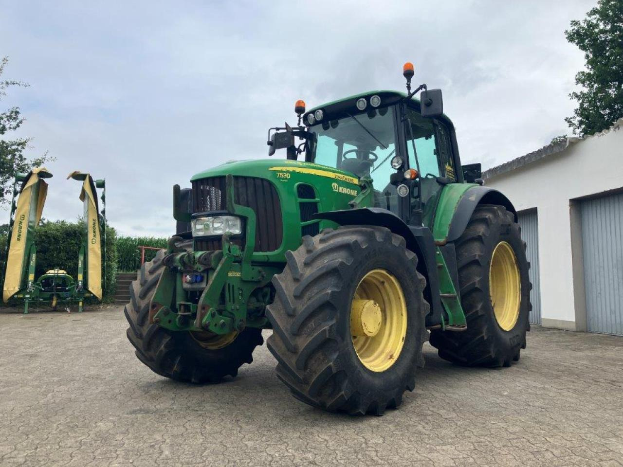 John Deere 7530 PREMIUM - Traktor: billede 2 John Deere 7530 PREMIUM - Traktor: billede 2
