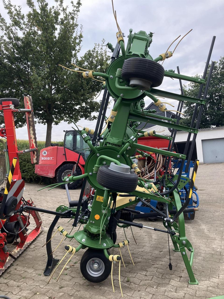 Krone Vendro 1020 - Høvender: billede 3 Krone Vendro 1020 - Høvender: billede 3