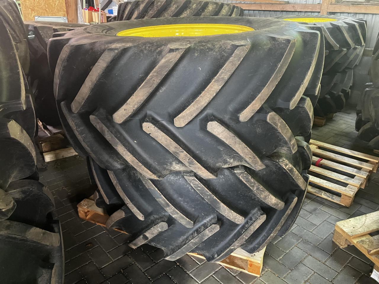 Michelin 600/70R30 - Dæk for Landbrugsmaskine: billede 1 Michelin 600/70R30 - Dæk for Landbrugsmaskine: billede 1