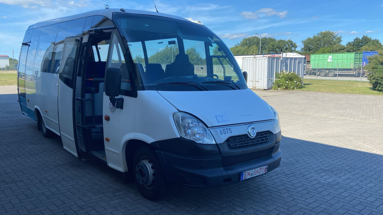 INDCAR WING - Bybus: billede 1 INDCAR WING - Bybus: billede 1