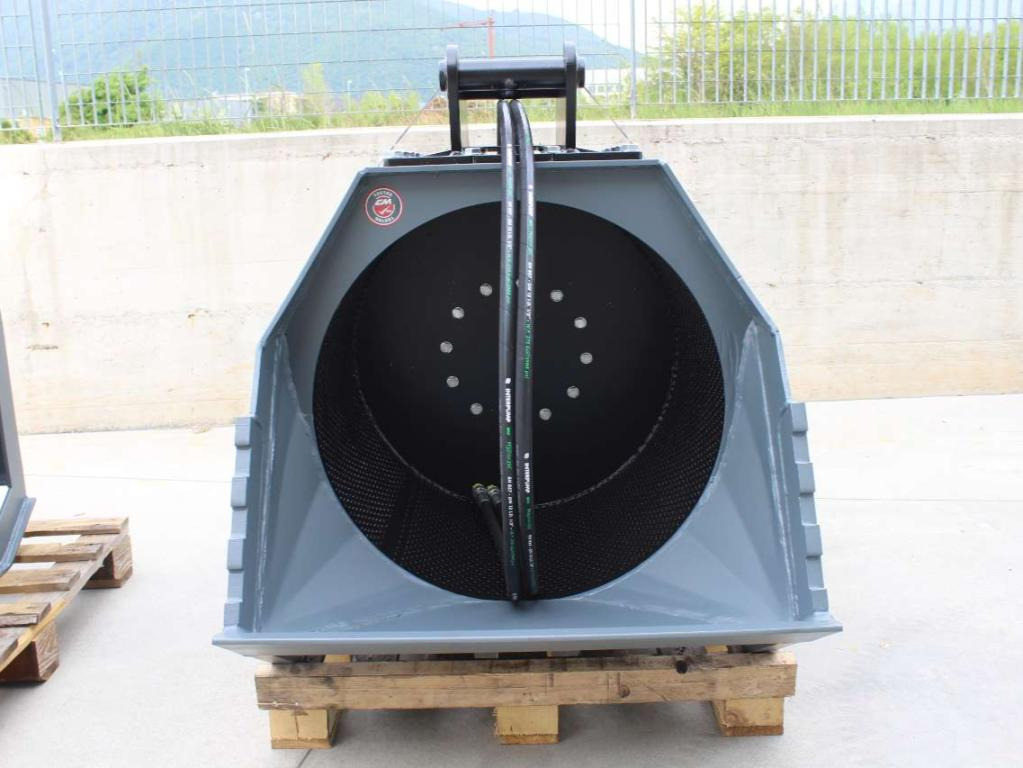 CM Crusher CBR 07 Screening Bucket - Skovl for Skridstyret minilæsser: billede 3 CM Crusher CBR 07 Screening Bucket - Skovl for Skridstyret minilæsser: billede 3