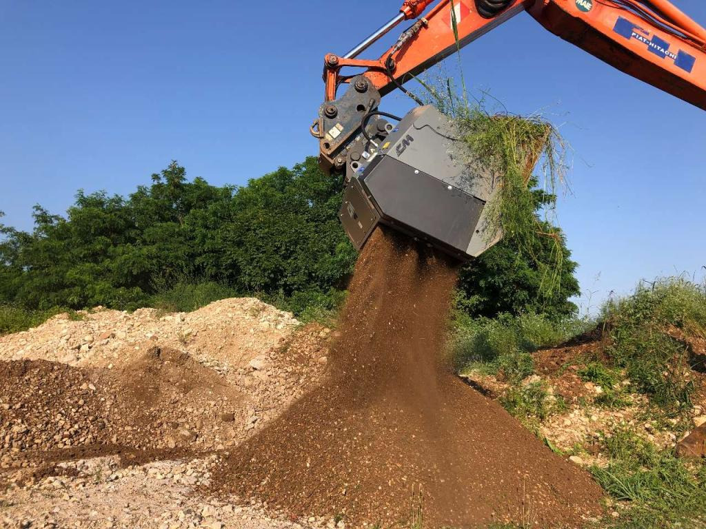 CM Crusher CDS 14 Screening Bucket - Skovl for Skridstyret minilæsser: billede 1 CM Crusher CDS 14 Screening Bucket - Skovl for Skridstyret minilæsser: billede 1