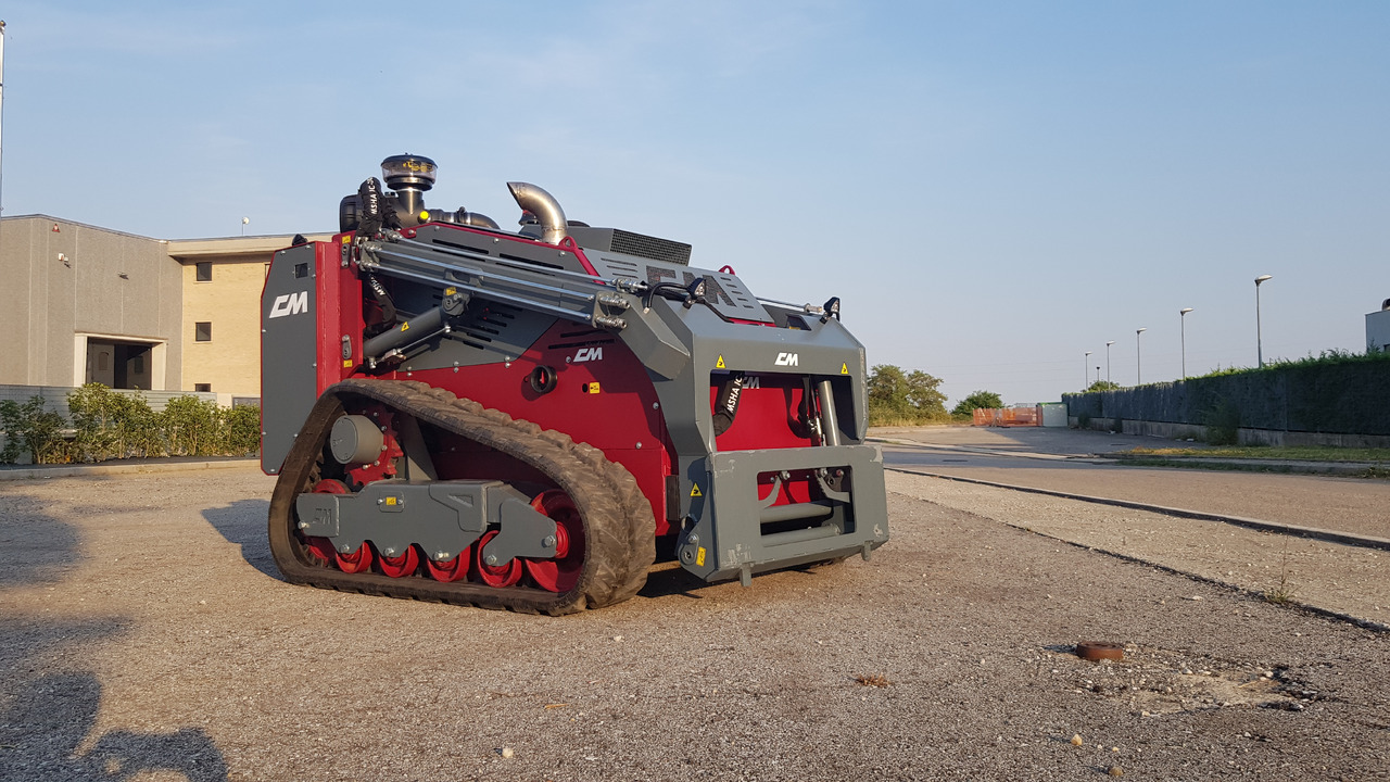 CM Crusher Multisikid RC - Skridstyret minilæsser: billede 1 CM Crusher Multisikid RC - Skridstyret minilæsser: billede 1