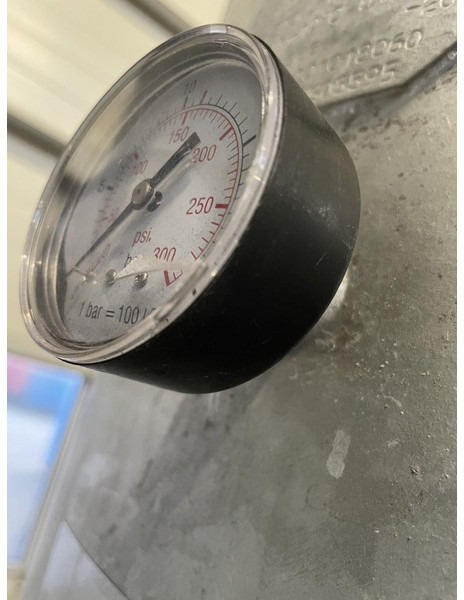 Atlas-Copco 500 Liter Gegalvaniseerde Verticale luchtketel 11 Bar (1 stuks) - Luftkompressor: billede 4 Atlas-Copco 500 Liter Gegalvaniseerde Verticale luchtketel 11 Bar (1 stuks) - Luftkompressor: billede 4