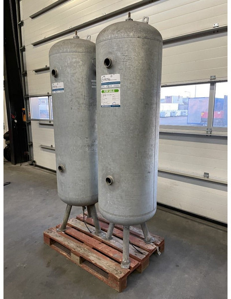 Atlas-Copco 500 Liter Gegalvaniseerde Verticale luchtketel 11 Bar (1 stuks) - Luftkompressor: billede 3 Atlas-Copco 500 Liter Gegalvaniseerde Verticale luchtketel 11 Bar (1 stuks) - Luftkompressor: billede 3