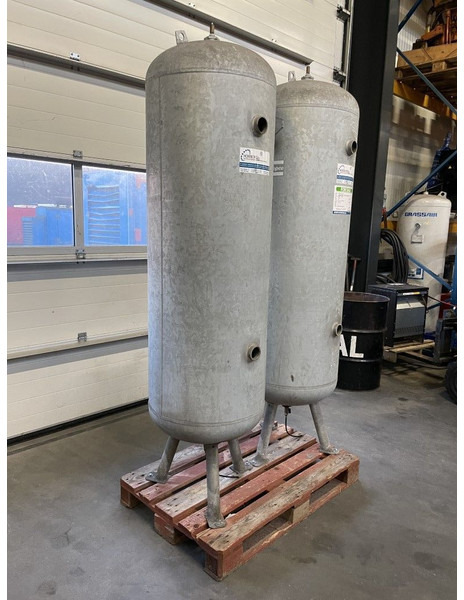 Atlas-Copco 500 Liter Gegalvaniseerde Verticale luchtketel 11 Bar (1 stuks) - Luftkompressor: billede 1 Atlas-Copco 500 Liter Gegalvaniseerde Verticale luchtketel 11 Bar (1 stuks) - Luftkompressor: billede 1