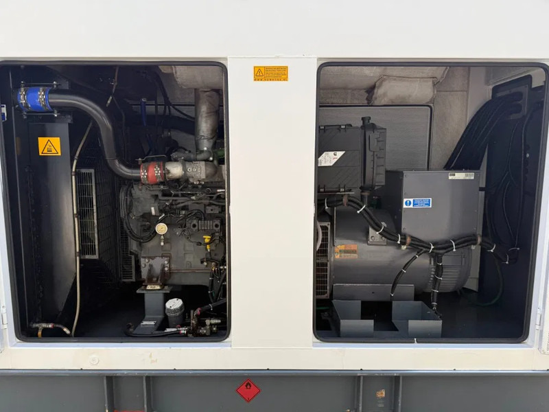 Cummins QSL9-G8 Stamford 300 kVA Supersilent Rental generatorset - Strømgenerator: billede 3 Cummins QSL9-G8 Stamford 300 kVA Supersilent Rental generatorset - Strømgenerator: billede 3