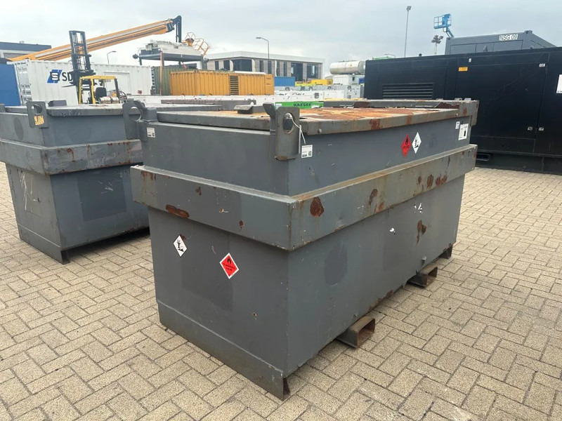 IBC Steenbergen Kiwa IBC 2000 liter dieseltank met handpomp Milieutank - Lagertank: billede 2 IBC Steenbergen Kiwa IBC 2000 liter dieseltank met handpomp Milieutank - Lagertank: billede 2