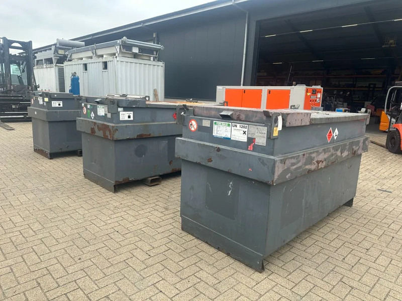 IBC Steenbergen Kiwa IBC 2000 liter dieseltank met handpomp Milieutank - Lagertank: billede 5 IBC Steenbergen Kiwa IBC 2000 liter dieseltank met handpomp Milieutank - Lagertank: billede 5