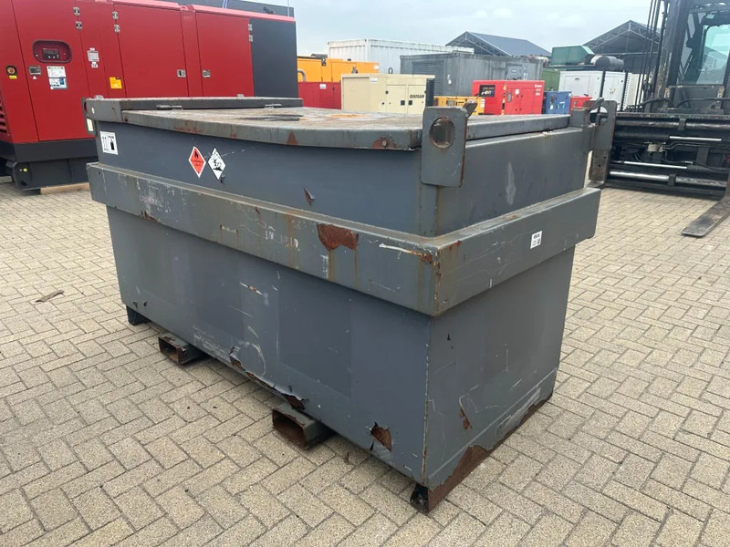 IBC Steenbergen Kiwa IBC 2000 liter dieseltank met handpomp Milieutank - Lagertank: billede 2 IBC Steenbergen Kiwa IBC 2000 liter dieseltank met handpomp Milieutank - Lagertank: billede 2