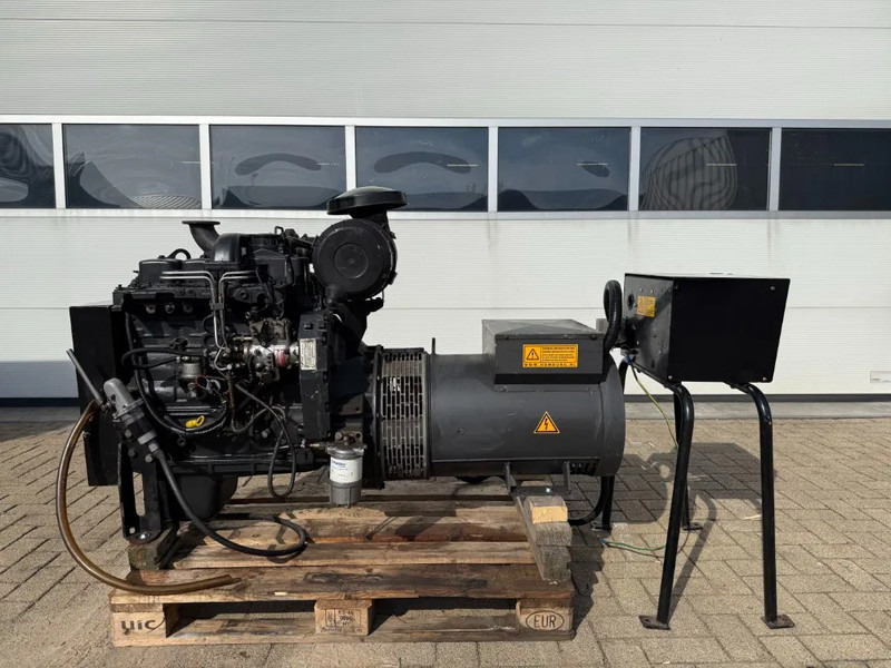Iveco FPT Himoinsa Mecc Alte Spa 75 kVA generatorset - Strømgenerator: billede 1 Iveco FPT Himoinsa Mecc Alte Spa 75 kVA generatorset - Strømgenerator: billede 1
