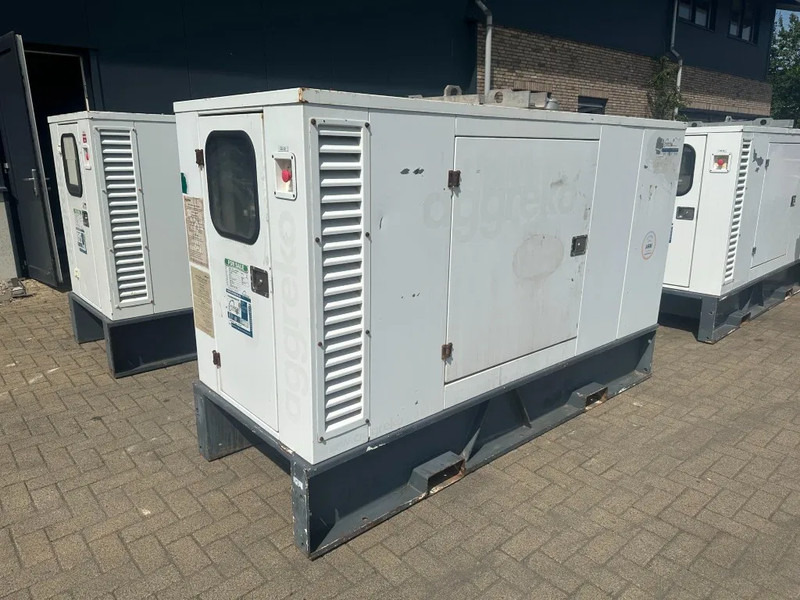 Iveco FPT NEF45 SM1A.A004 Stamford 60 kVA Silent Rental generatorset - Strømgenerator: billede 5 Iveco FPT NEF45 SM1A.A004 Stamford 60 kVA Silent Rental generatorset - Strømgenerator: billede 5