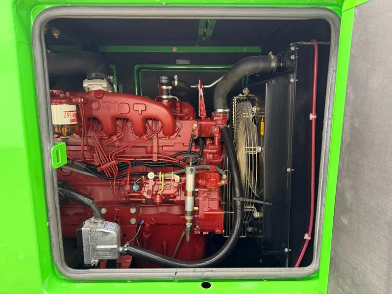 Iveco Genelec Mecc Alte Spa 60 kVA Silent Noodstroom generatorset met ATS Auto Netovername - Strømgenerator: billede 2 Iveco Genelec Mecc Alte Spa 60 kVA Silent Noodstroom generatorset met ATS Auto Netovername - Strømgenerator: billede 2