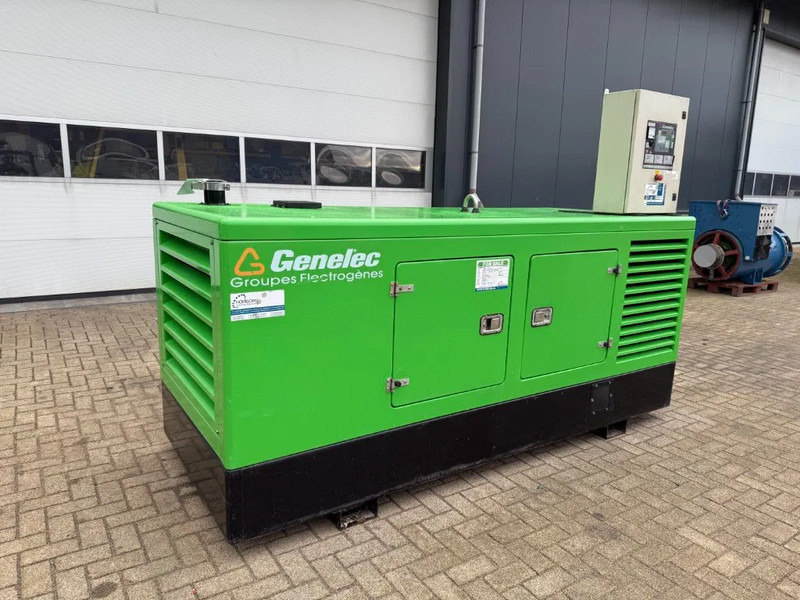 Iveco Genelec Mecc Alte Spa 60 kVA Silent Noodstroom generatorset met ATS Auto Netovername - Strømgenerator: billede 4 Iveco Genelec Mecc Alte Spa 60 kVA Silent Noodstroom generatorset met ATS Auto Netovername - Strømgenerator: billede 4