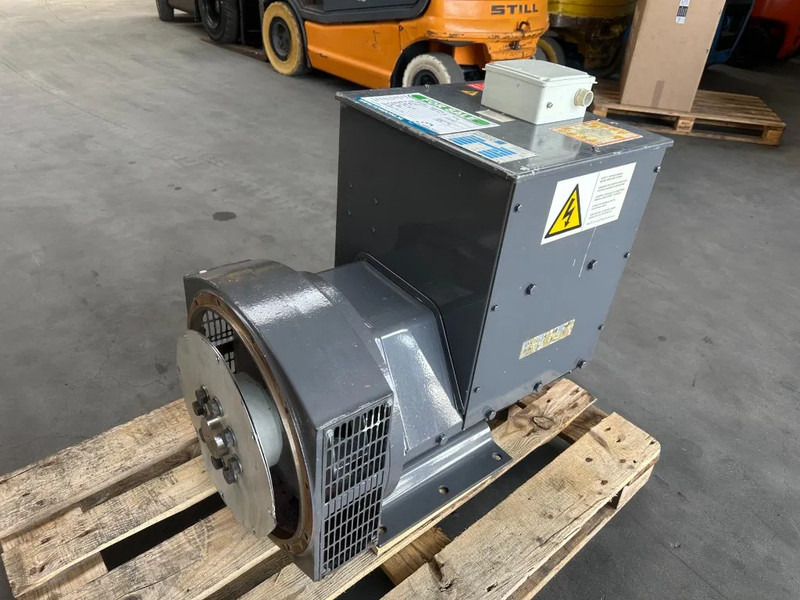 Stamford UC.I224F2 Generatordeel 65 kVA Alternator as New ! - Strømgenerator: billede 3 Stamford UC.I224F2 Generatordeel 65 kVA Alternator as New ! - Strømgenerator: billede 3