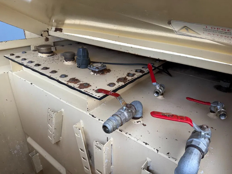 Tolsma Kiwa IBC 3000 liter Dieseltank Brandstoftank - Skibscontainer: billede 3 Tolsma Kiwa IBC 3000 liter Dieseltank Brandstoftank - Skibscontainer: billede 3