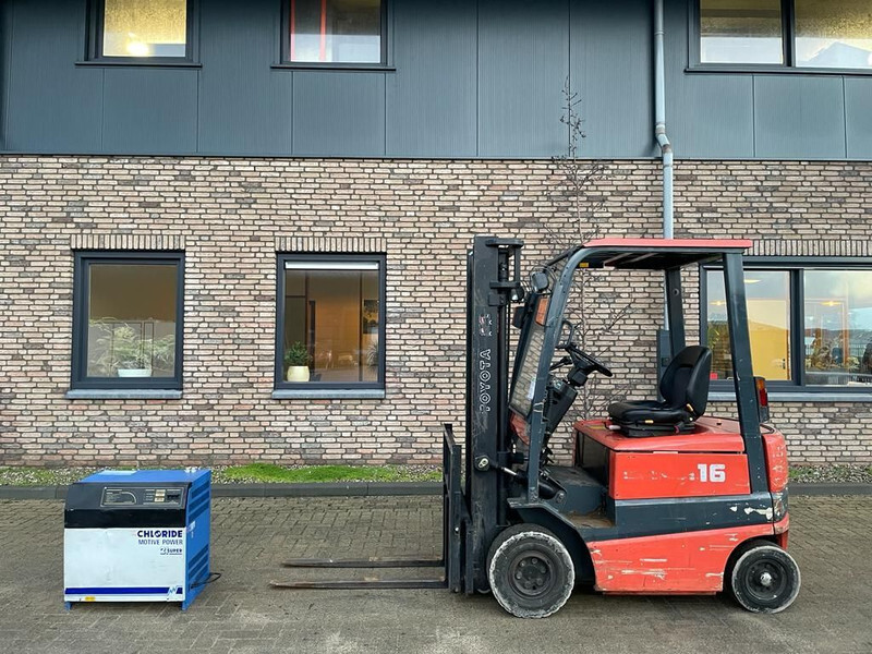 Toyota 1.6 ton FBMF16 Duplex Sideshift Elektra Heftruck - El gaffeltruck: billede 1 Toyota 1.6 ton FBMF16 Duplex Sideshift Elektra Heftruck - El gaffeltruck: billede 1
