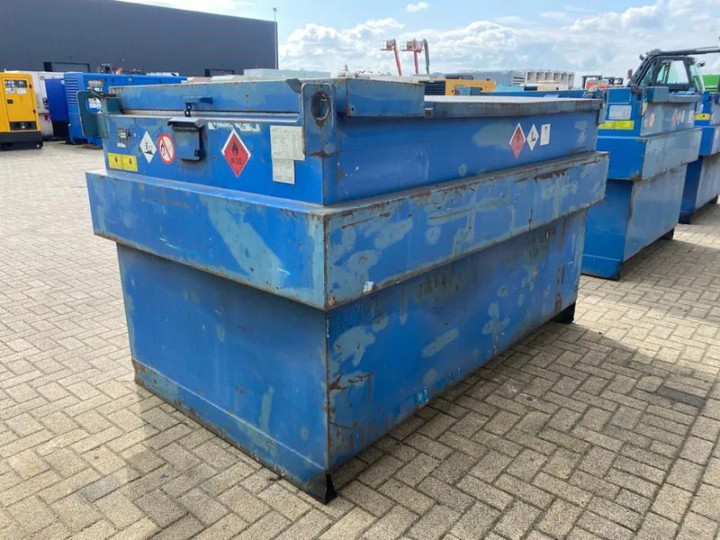 Steenbergen 2000 liter Kiwa IBC dieseltank met handpomp - Lagertank: billede 5 Steenbergen 2000 liter Kiwa IBC dieseltank met handpomp - Lagertank: billede 5