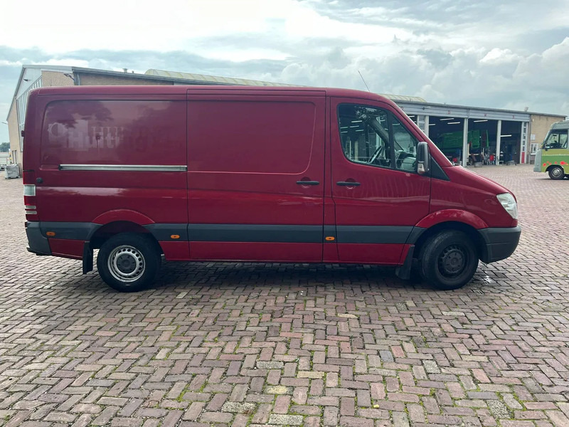 Mercedes-Benz Sprinter 313 CDI L2H1 - Varevogn: billede 4 Mercedes-Benz Sprinter 313 CDI L2H1 - Varevogn: billede 4