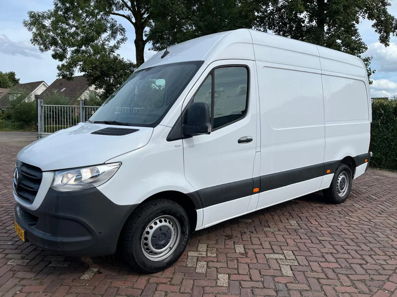 Mercedes-Benz Sprinter 317 1.9 CDI L2H1 - Varevogn, Mandskabsbil: billede 1 Mercedes-Benz Sprinter 317 1.9 CDI L2H1 - Varevogn, Mandskabsbil: billede 1