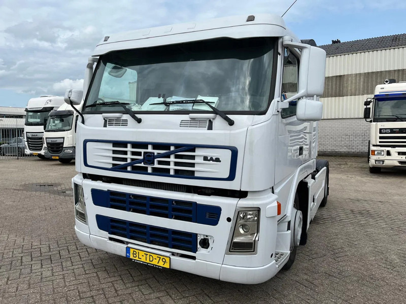 Volvo FM 9 MOTOR DEFECT (motor start wel maar kan niet rijden) - Trækker: billede 2 Volvo FM 9 MOTOR DEFECT (motor start wel maar kan niet rijden) - Trækker: billede 2