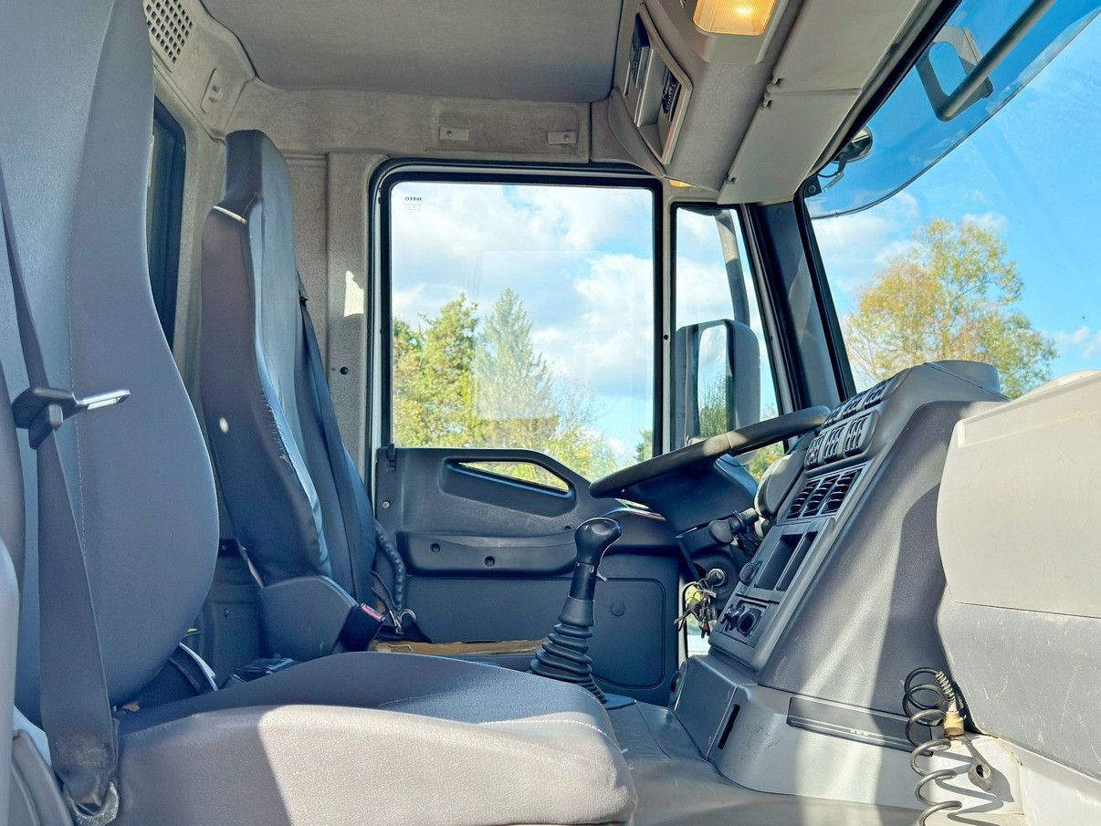 Tipvogn lastbil, Lastbil med kran Iveco TRAKKER 380 * Kipper 5,25 m + BORDMATIC / 6x4: billede 10