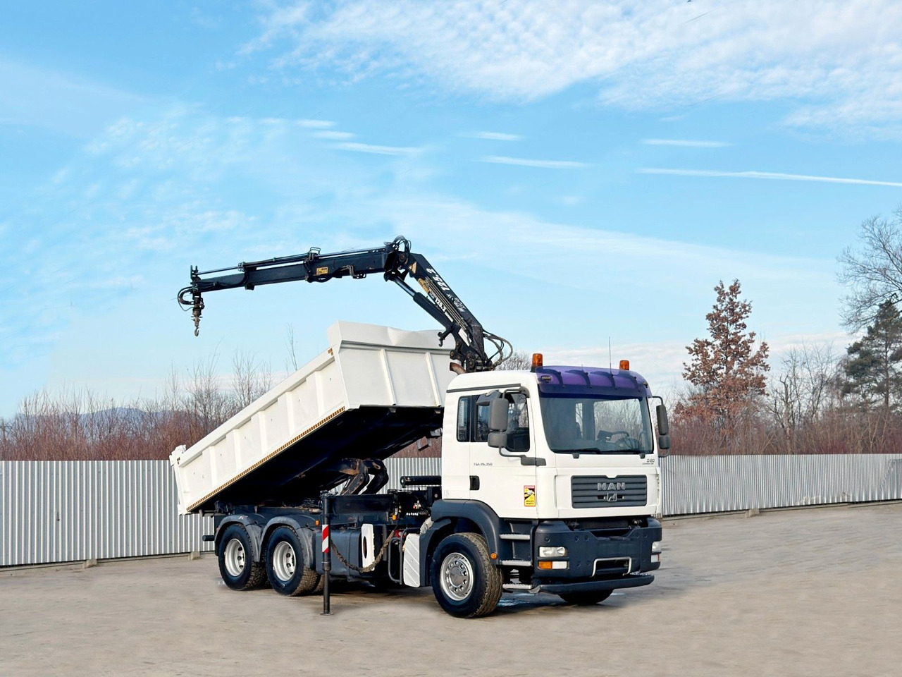 MAN TGA 26.350 * KIPPER 4,90m + TEREX ATLAS * 6x4 * - Lastbil med kran: billede 2 MAN TGA 26.350 * KIPPER 4,90m + TEREX ATLAS * 6x4 * - Lastbil med kran: billede 2