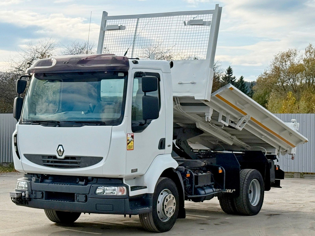 Renault MIDLUM 220 DCI *KIPPER 3,80m * BORDMATIC - Tipvogn lastbil, Lastbil med kran: billede 5 Renault MIDLUM 220 DCI *KIPPER 3,80m * BORDMATIC - Tipvogn lastbil, Lastbil med kran: billede 5
