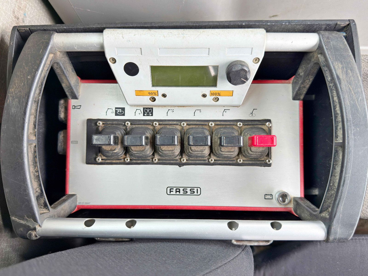 Bjærgningskøretøj Renault PREMIUM 370 * FASSI F230AXP.22 + FUNK* TOP: billede 13 Bjærgningskøretøj Renault PREMIUM 370 * FASSI F230AXP.22 + FUNK* TOP: billede 13