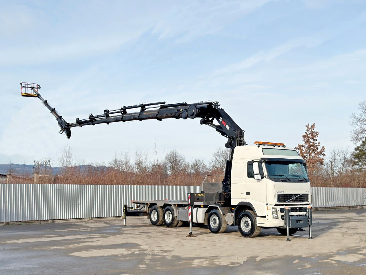 Volvo FH12 460* HIAB 800 E - 7 + JIB 135 X + FUNK - Lastbil med kran: billede 2 Volvo FH12 460* HIAB 800 E - 7 + JIB 135 X + FUNK - Lastbil med kran: billede 2