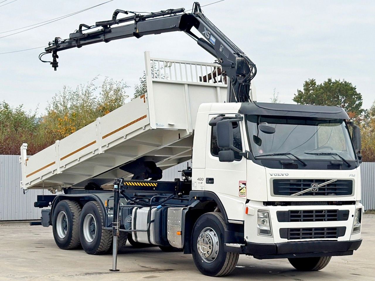Volvo FM 400 Kipper 6,20m * HIAB 144 B-3 HIDUO* 6x4 - Lastbil med kran: billede 3 Volvo FM 400 Kipper 6,20m * HIAB 144 B-3 HIDUO* 6x4 - Lastbil med kran: billede 3