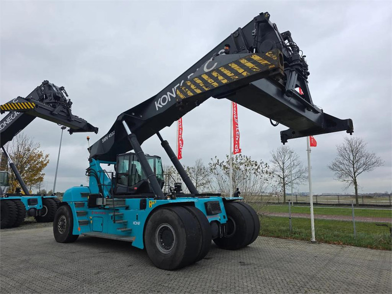 KONECRANES SMV 4532 TC5 - Reach stacker: billede 3 KONECRANES SMV 4532 TC5 - Reach stacker: billede 3