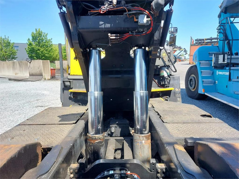 Terminaltraktor Terberg RT222 4x4: billede 10 Terminaltraktor Terberg RT222 4x4: billede 10