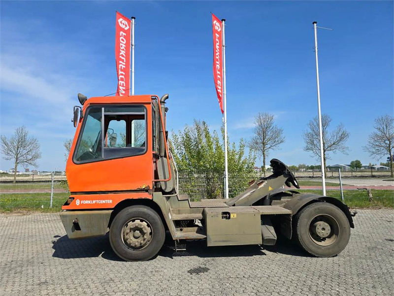Terberg YT182 - Terminaltraktor: billede 4 Terberg YT182 - Terminaltraktor: billede 4