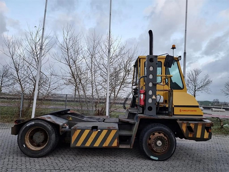 Terberg YT220 - Terminaltraktor: billede 3 Terberg YT220 - Terminaltraktor: billede 3