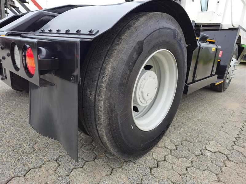 Terminaltraktor Terberg YT220: billede 10