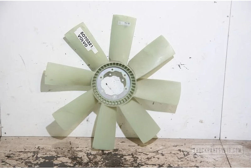 Behr HELLA SERVICE Cooling System Fan Volvo Fh12 - Ventilator for Lastbil: billede 1 Behr HELLA SERVICE Cooling System Fan Volvo Fh12 - Ventilator for Lastbil: billede 1