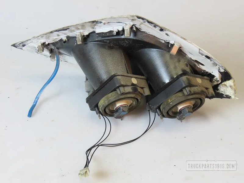 DAF 1784823 Lighting Skylight Re. - Tågelygte for Lastbil: billede 2 DAF 1784823 Lighting Skylight Re. - Tågelygte for Lastbil: billede 2