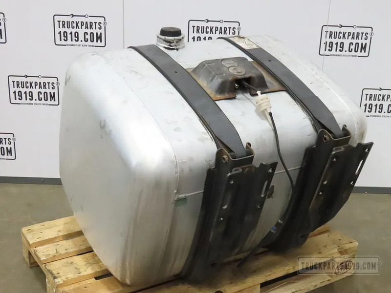 Mercedes-Benz 9604704203 Brandstoftank + steunen 430L - Brændstoftank for Lastbil: billede 2 Mercedes-Benz 9604704203 Brandstoftank + steunen 430L - Brændstoftank for Lastbil: billede 2