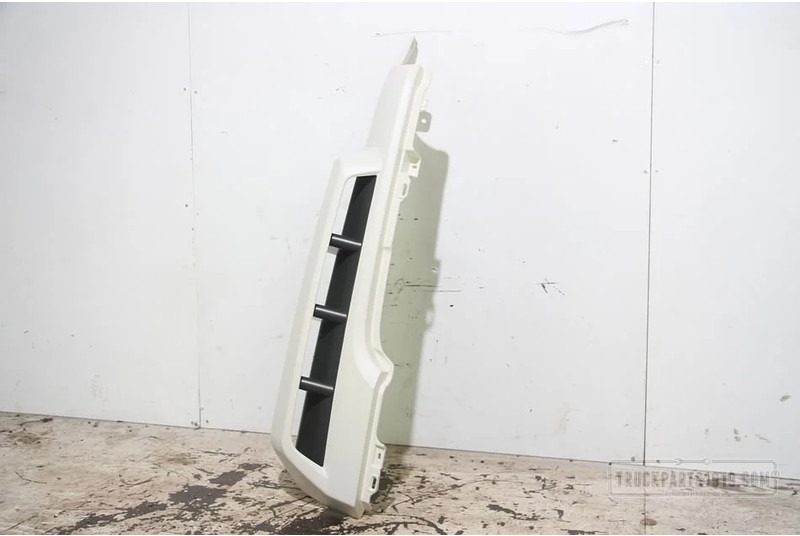 Renault Body & Chassis Parts Luch geleider R Premium - Karosseri og udvendig for Lastbil: billede 2 Renault Body & Chassis Parts Luch geleider R Premium - Karosseri og udvendig for Lastbil: billede 2