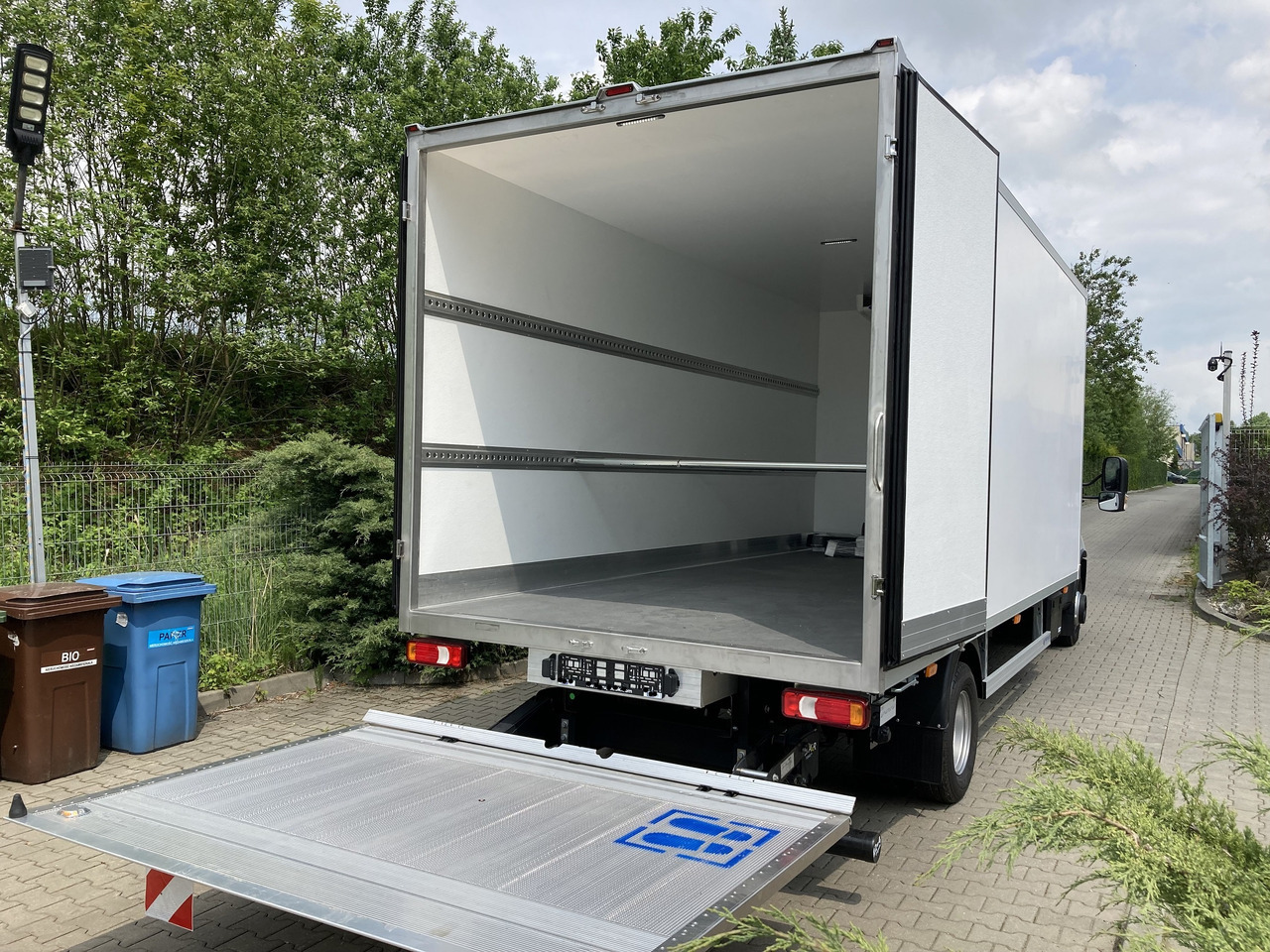 Iveco Daily 70C18 Kühlkoffer LBW BÃR - Kølebil: billede 2 Iveco Daily 70C18 Kühlkoffer LBW BÃR - Kølebil: billede 2