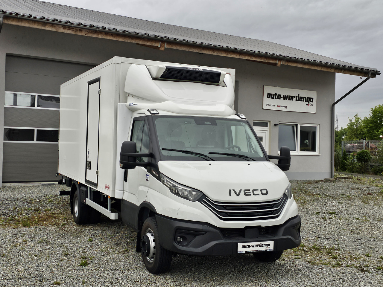 Iveco Daily 70C18 Kühlkoffer LBW BÃR - Kølebil: billede 1 Iveco Daily 70C18 Kühlkoffer LBW BÃR - Kølebil: billede 1