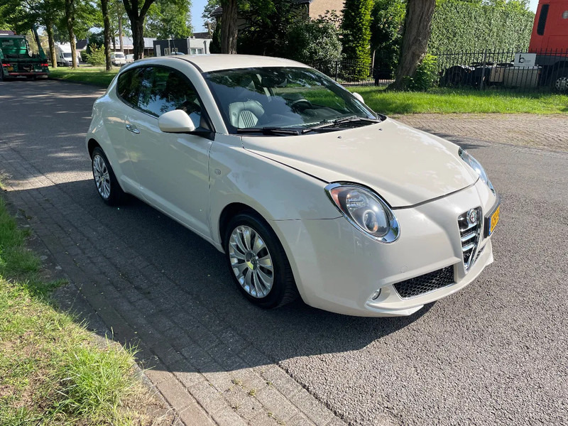 Alfa Romeo MiTo ZEER MOOI in prijs verlaagt - Hatchback: billede 1 Alfa Romeo MiTo ZEER MOOI in prijs verlaagt - Hatchback: billede 1