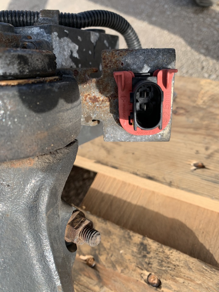 ELECTRIC HYDRAULIC CYLINDER USED FOR CAB TILTING ACTROS MP4 - Hydraulik for Lastbil: billede 4 ELECTRIC HYDRAULIC CYLINDER USED FOR CAB TILTING ACTROS MP4 - Hydraulik for Lastbil: billede 4
